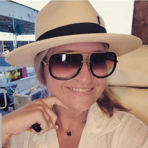 Meet your Posher, Maria
